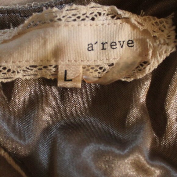 A'REVE LACE SHORTS ROMPER - Picture 5 of 6